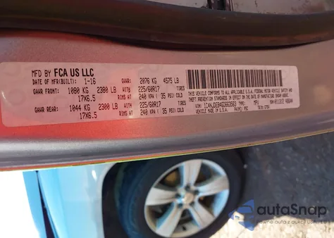 2016 Jeep Compass Latitude из США, поврежденный, VIN 1C4NJDEB4GD663563